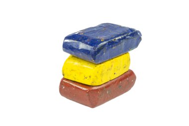 Mum mum boya ile Romanya bayrağı