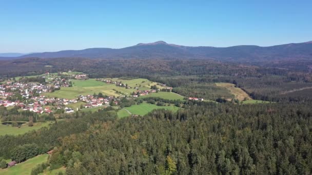 Langsamflug Video Von Luftaufnahmen Mit Drohne Bayerischen Wald Rückwärts Richtung — Stockvideo