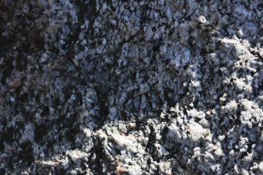 Ayrıntılı gri taş desenli yüzey yapısı arka plan sert, katı, katı, soyut duvar zeminini veya kaya yüzeyini temsil eden yakın plan