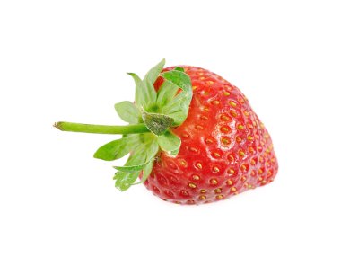 Çilek beyaz arkaplanda izole edildi