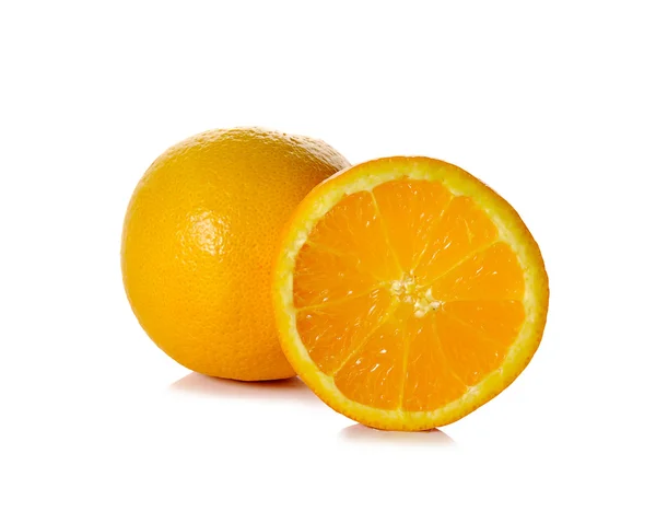 Frutas de naranja de cerca en el fondo — Foto de Stock