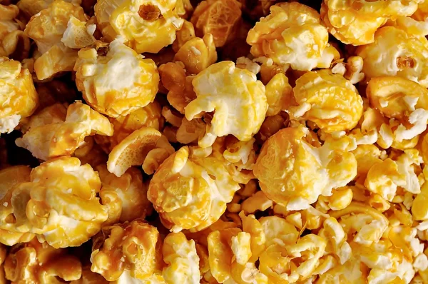 Popcorn aus nächster Nähe zum Hintergrund — Stockfoto