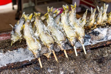 Hong Kong 'da geleneksel Çin sokak yemekleri