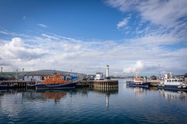 Bir yolcu gemisinin cankurtaranı.