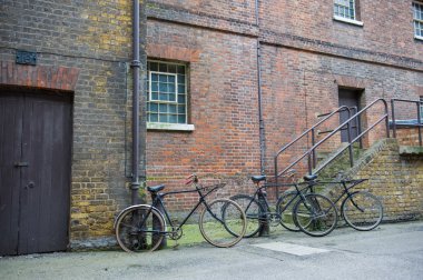 Eski Binası yakınındaki Vintage Bisiklet