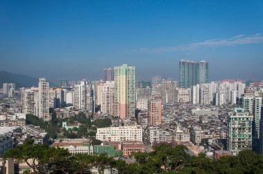 Güneşli bir günde Macao Çini şehrindeki yerleşim alanının havadan görüntüsü..