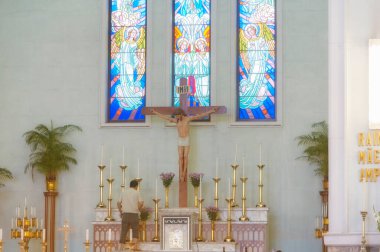 Ünlü sunak ve vitray pencereler Macau 'nun İsa' nın Doğumu Katedrali.