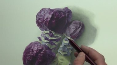 Pazar üzerinde boyama mavi saplı mor lahana