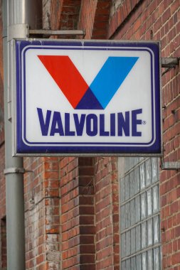 Berlin, Almanya - 3 Nisan 2019: Valvoline, Amerikalı otomotiv üreticisi ve dağıtımcısı Valvoline, katkı maddeleri ve kayganlaştırıcılar