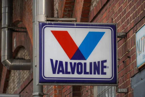 Berlín Alemania Abril 2019 Señalización Valvoline Fabricante Distribuidor Estadounidense Aceite — Foto de Stock