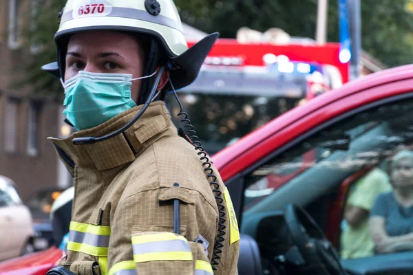 Zwickau, Germany. 23rd Apr, 2023. Firefighters wearing breathing