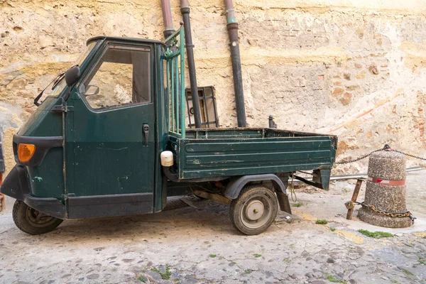 Cefalu Itália Maio 2019 Piaggio Ape Veículo Comercial Leve Três — Fotografia de Stock