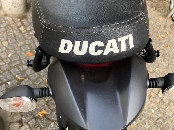 Berlin Germany September 2020 Ducati Scrambler Motorcycle Detail Ducati Scrambler — Stock Photo, Image