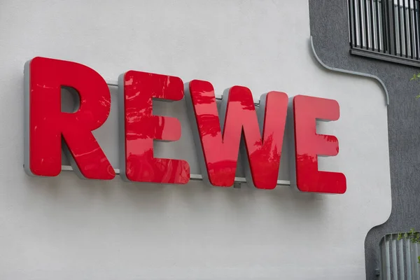 Berlin Juni 2021 Rewe Markt Draußen Die Rewe Group Ist — Stockfoto
