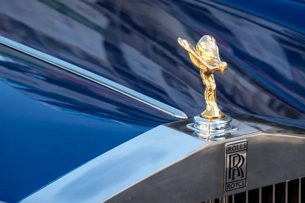 Берлин Германия Сентября 2021 Rolls Royce Car Its Hood Ornament — стоковое фото