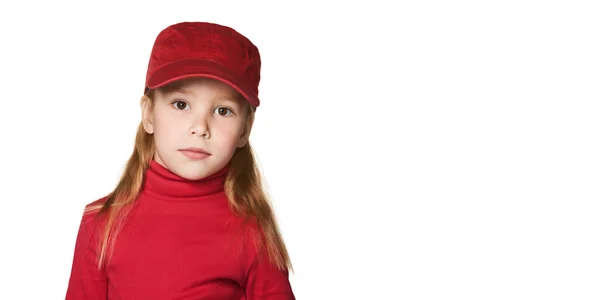 Hon Har Röd Basebollkeps Barn Röd Polotröja Och Röd Baseballcap — Stockfoto