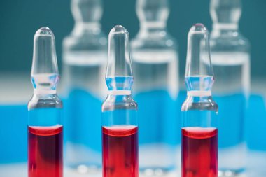 Nüfusun virüs ve gribe karşı serumla aşılanması.