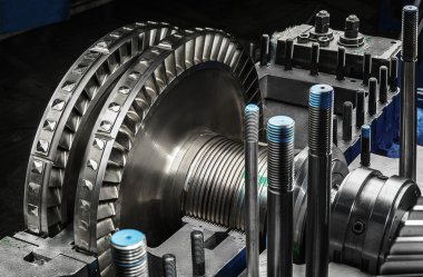 Küçük bir buhar türbin çarkı.