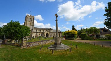 Barrington Kilisesi ve Cambridgeshire Anıtı İngiltere