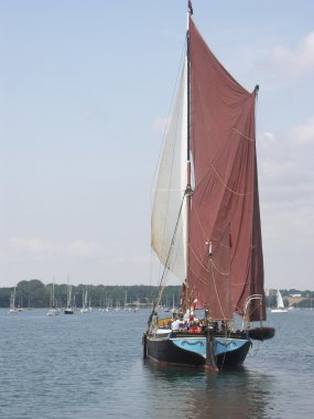 Kırmızı Saiked suffolk yelken wherry