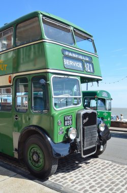 Vintage otobüs Felixstowe sahil üzerinde bir vintage taşıma mitingde alınan.
