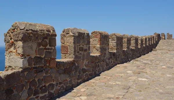 Die zinnen der molyvos burg lesvos griechenland — Stockfoto