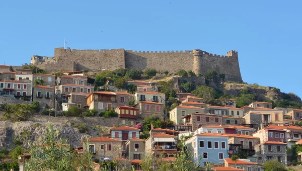 Molyvos hrad a vesnice severní Lesbos Řecko — Stock fotografie