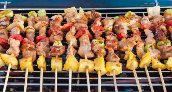 Close up barbecue on a grilling pan — Stock Photo, Image