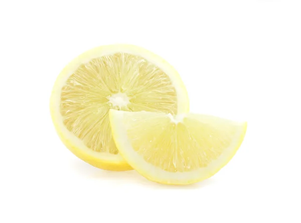Citron frais isolé sur fond blanc — Photo