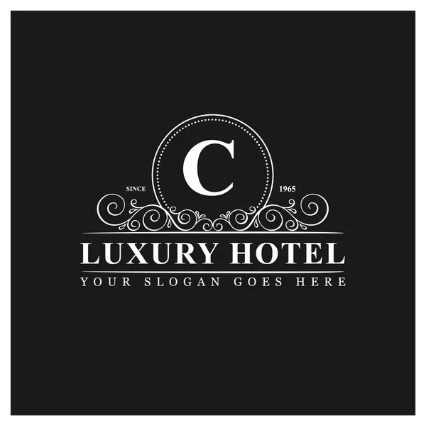 Lyx hotell logotyp med bokstaven C — Stock vektor