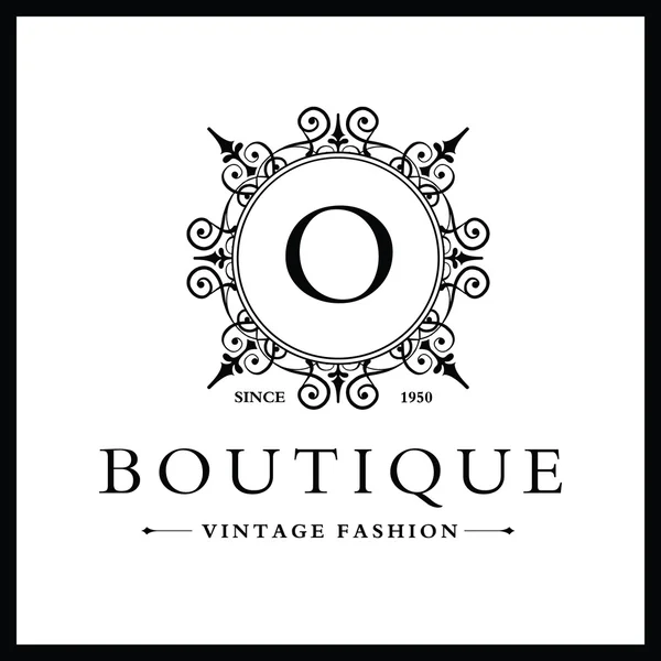 Boutique Logo Design with Letter O — Stock Vector