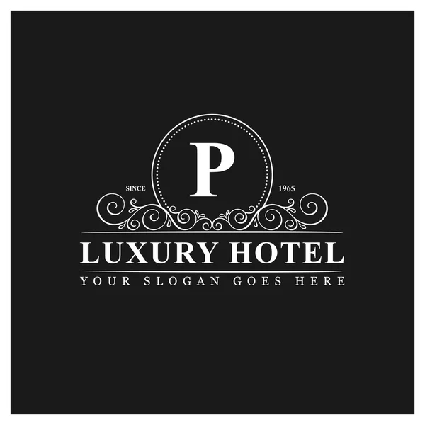 Logotipo de hotel de luxo com letra P — Vetor de Stock