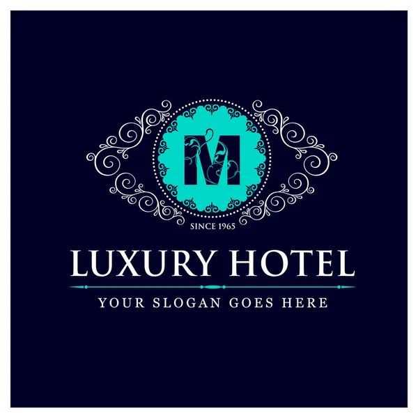 Logotipo del hotel de lujo - M — Vector de stock