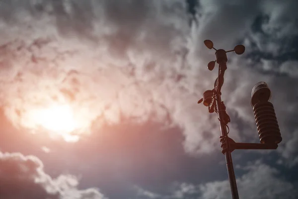 Modern anemometer or weather wind vane for measuring meteorology conditions — Stock Photo, Image