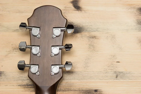 Гітара Шия на старій стіні столу — стокове фото