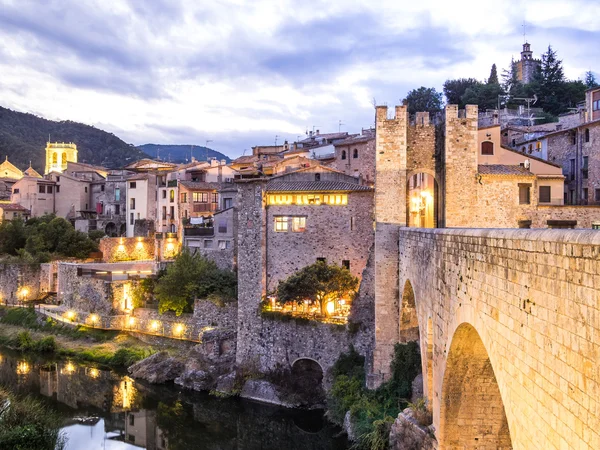 Die Brücke Von Besalu — Stockfoto