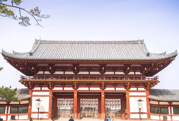 Laatste poort naar Todai-ji tempel — Stockfoto