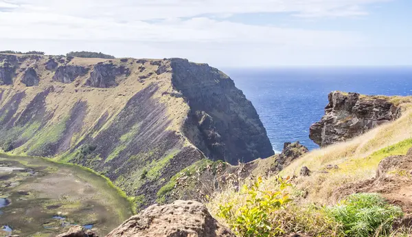 Il vulcano rotto — Foto Stock