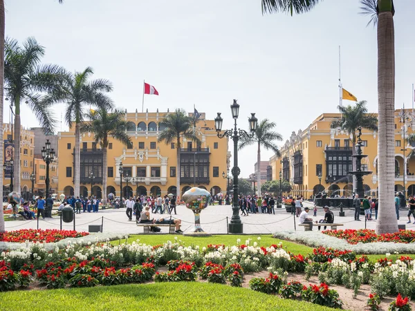 Lima vita piazza principale — Foto Stock