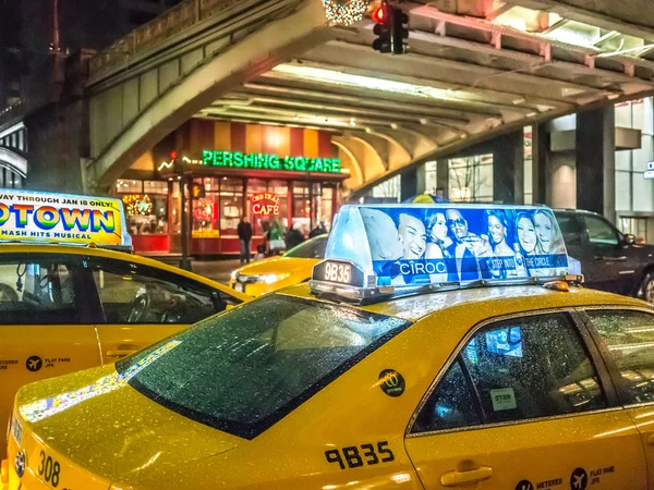 Taxis in Pershing Square — Stock Photo, Image