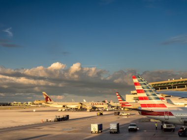 Miami Havaalanı'nda akşam