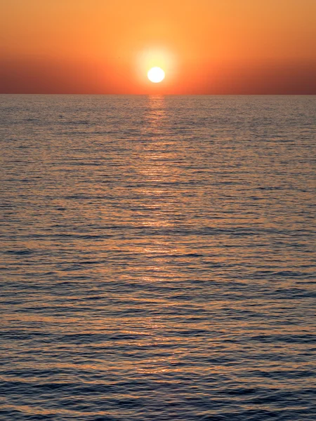 Un atardecer mediterráneo — Foto de Stock