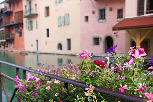 Annecy şehir merkezi dekorasyonu