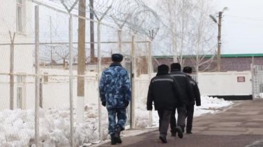 Mahkumları hapiste bir Rusya ile koruma
