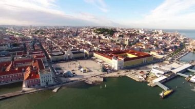 River Praça Commercio Lizbon havadan görünümü