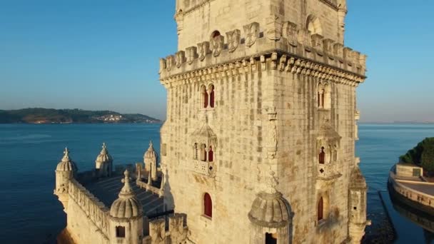 Belem turm am morgen lisbon luftbild — Stockvideo