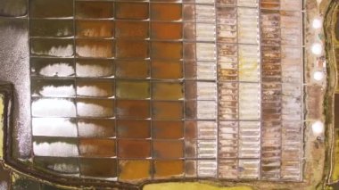 Tuz tavalarda tarihi: Aveiro, Portekiz havadan görünümü