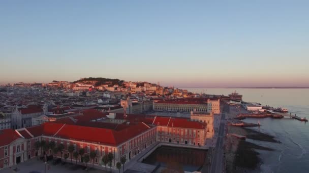 Lisboa atardecer atardecer tiro aéreo — Vídeos de Stock