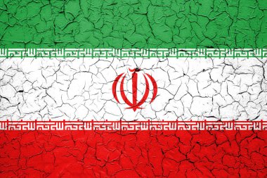 Kırık duvarda İran bayrağı