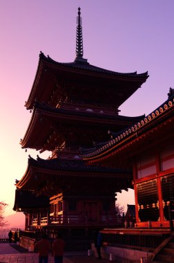 Japonca tapınak (Kiyomizu-dera)
